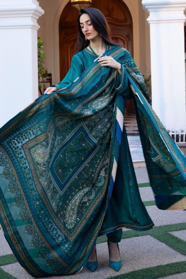 Picture of Esme Shawl