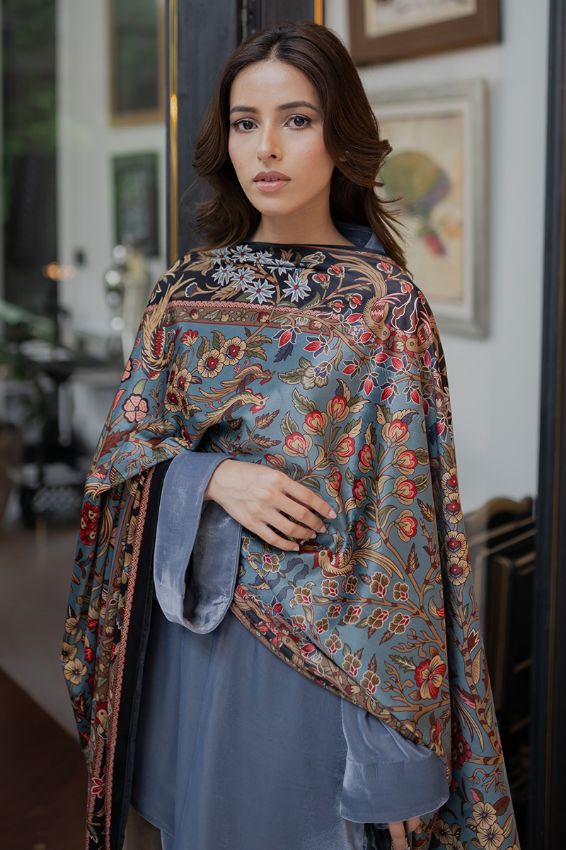 Liyana Shawl