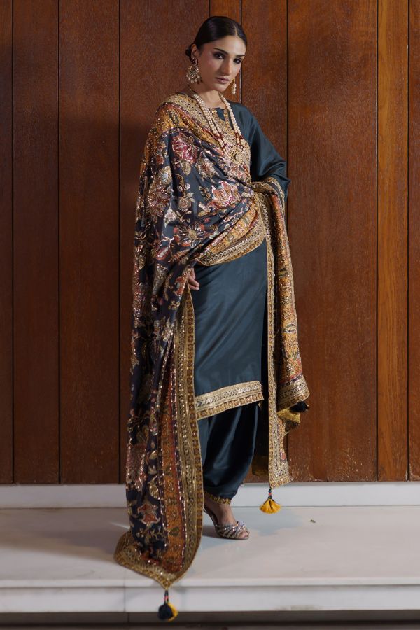 Picture of Irisa Shawl